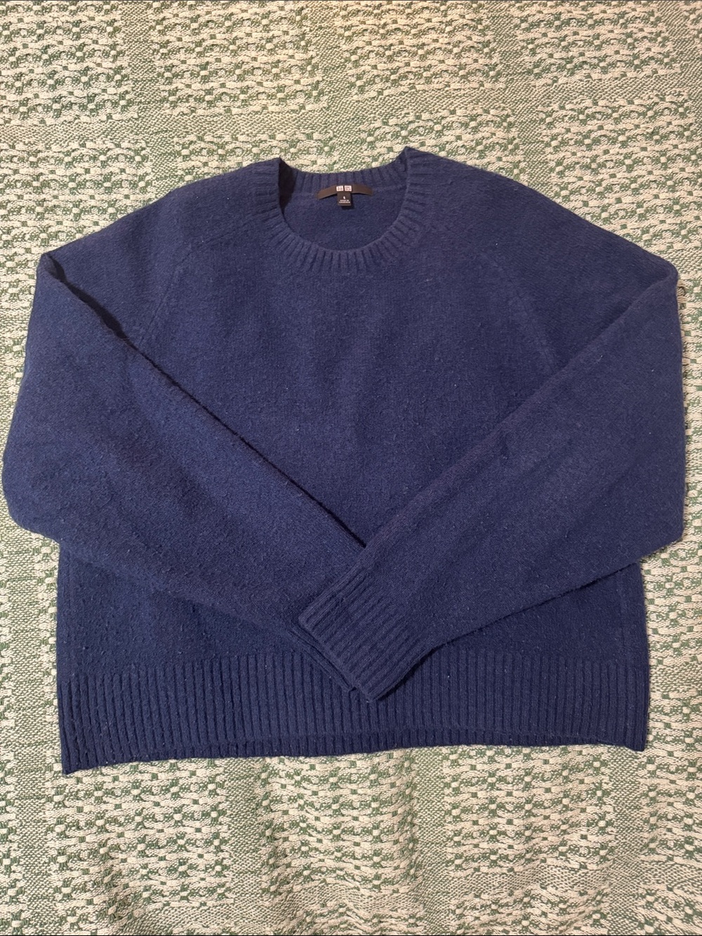 Uniqlo Souffle Yarn Sweater Women's Crewneck Sweater in Navy Blue